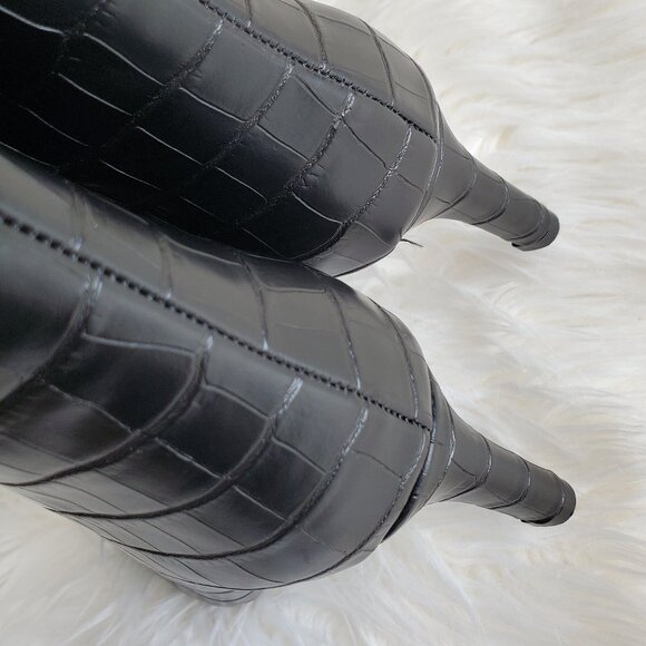 Forever 21 Black Pointed Toe Crocodile Print Slip On Boots SZ 6 - Picture 8 of 11